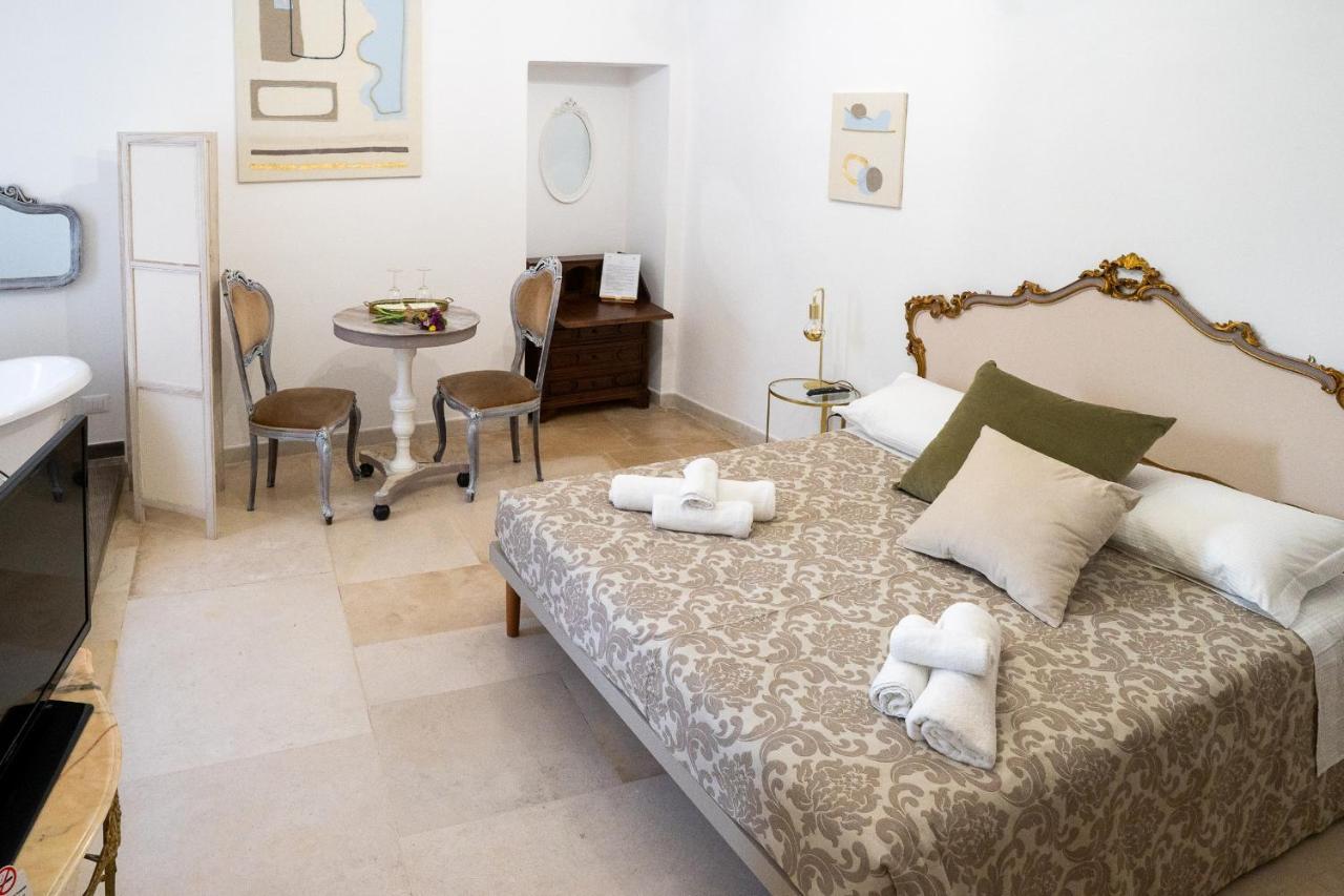 Corte Pietrantica - Charming Rooms & Suites Giovinazzo Kültér fotó