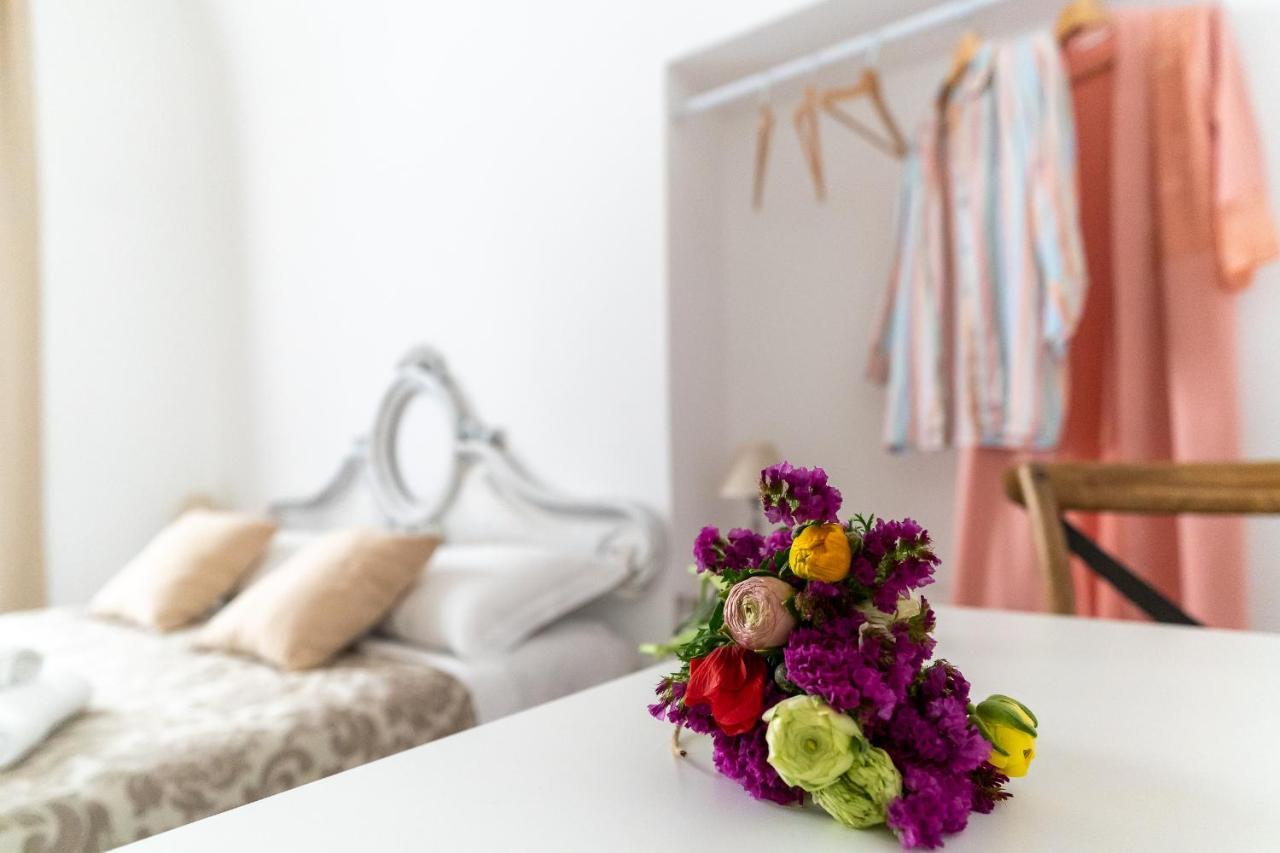 Corte Pietrantica - Charming Rooms & Suites Giovinazzo Kültér fotó