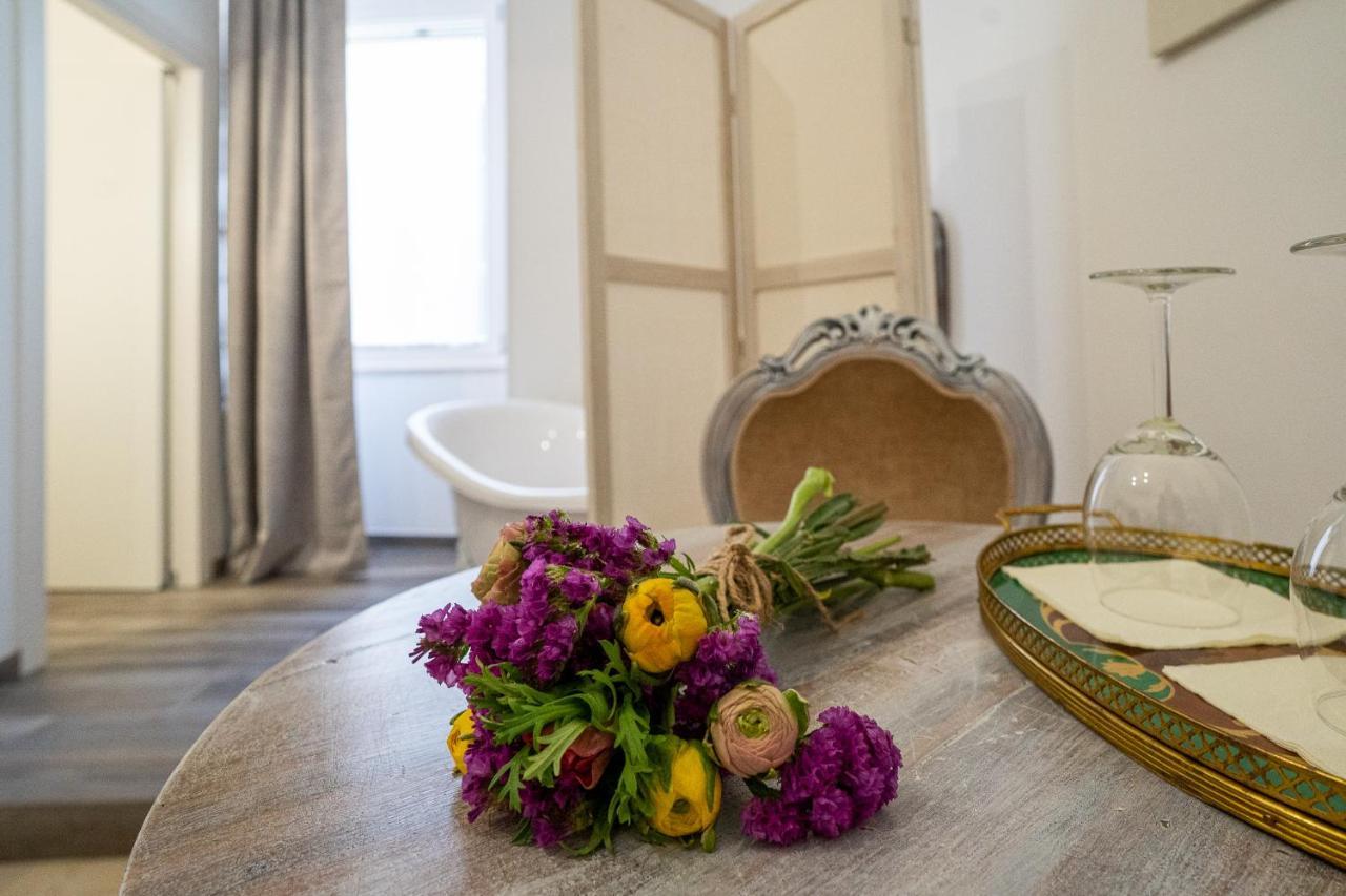 Corte Pietrantica - Charming Rooms & Suites Giovinazzo Kültér fotó