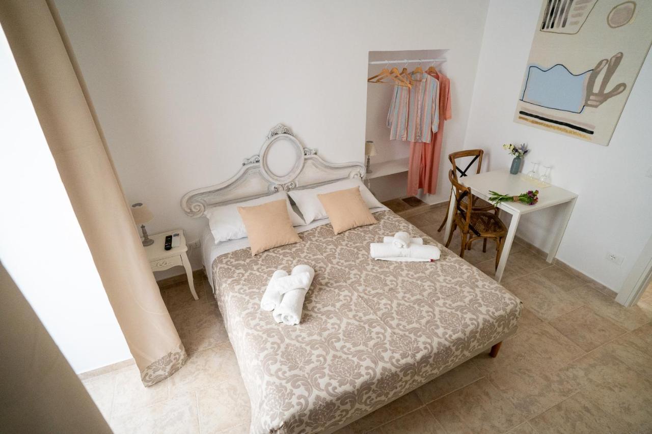 Corte Pietrantica - Charming Rooms & Suites Giovinazzo Kültér fotó