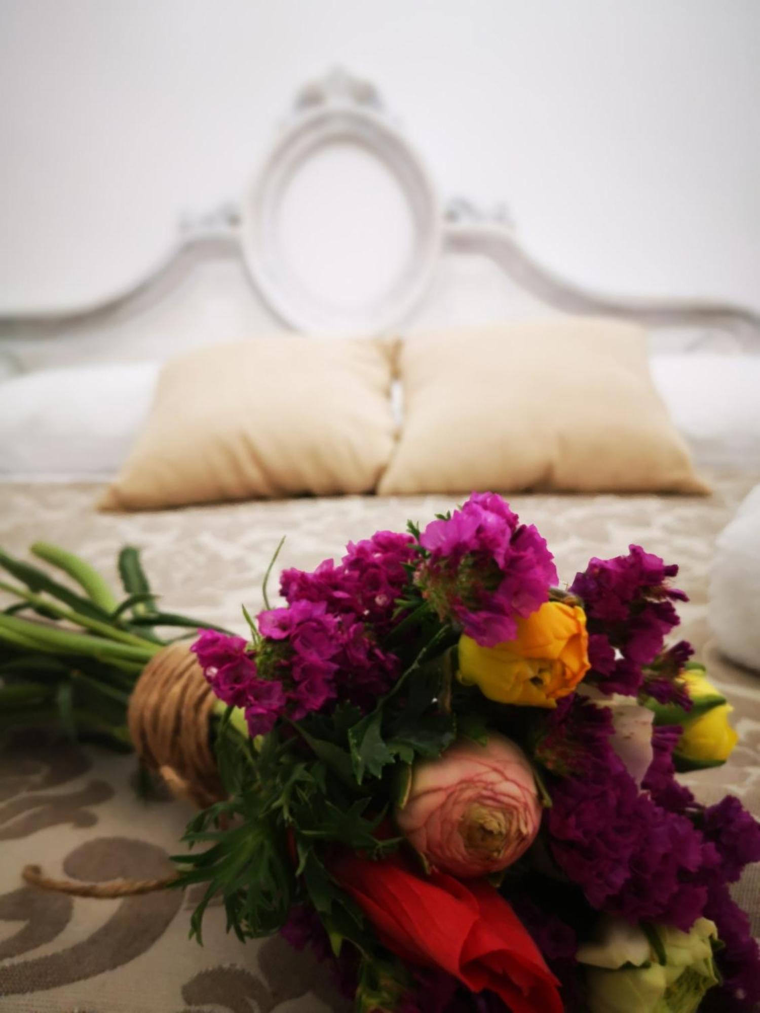 Corte Pietrantica - Charming Rooms & Suites Giovinazzo Szoba fotó
